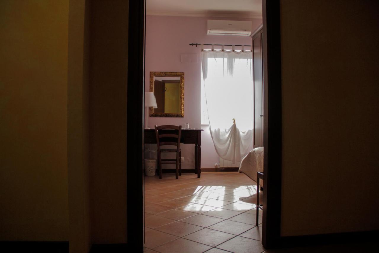 Il Casale Di Gardenia Bed and Breakfast Cesano Εξωτερικό φωτογραφία